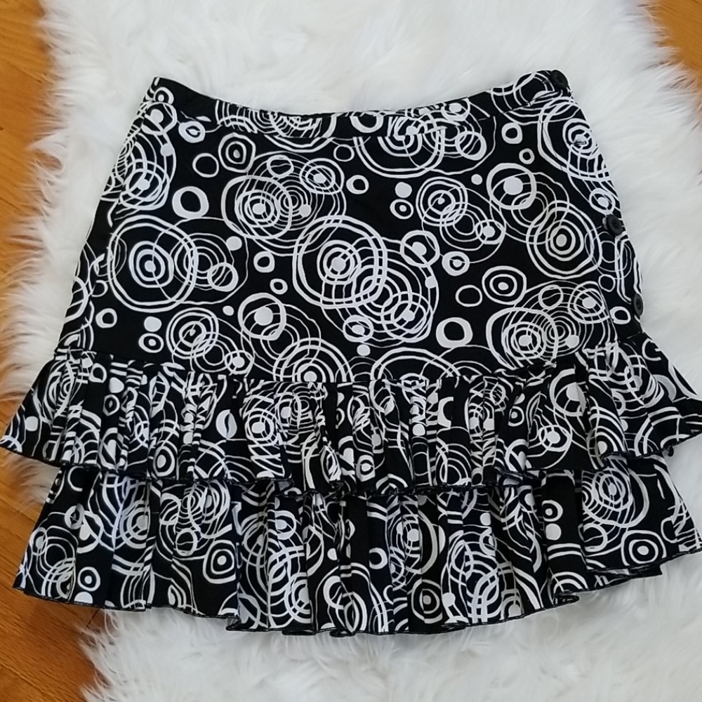 British Khaki Black White Geometric design skirt